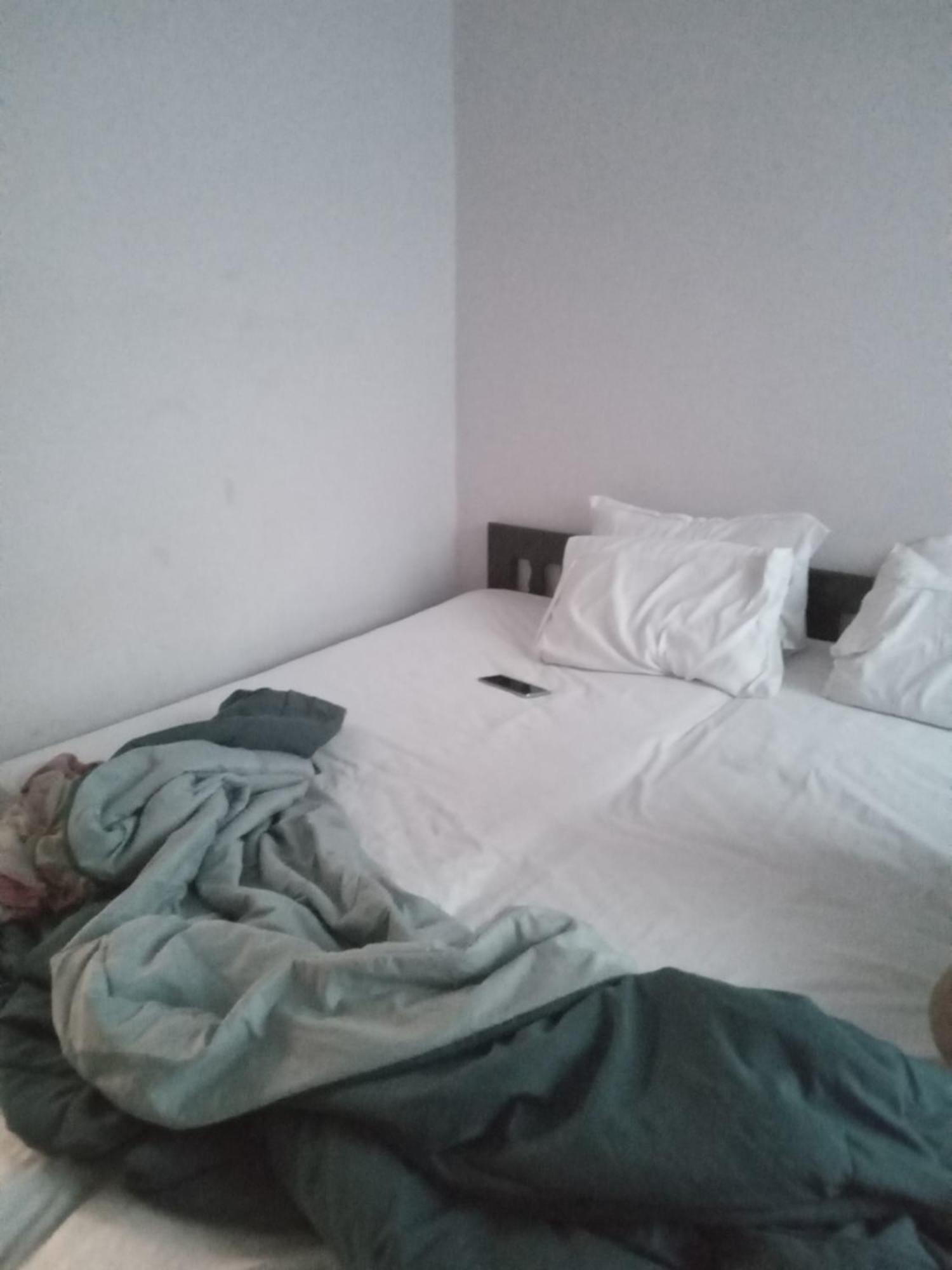 Kapil Traders Bed and Breakfast New Delhi Exteriör bild